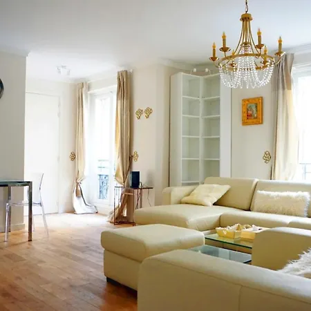Appartement Rue Lauriston - 16 *