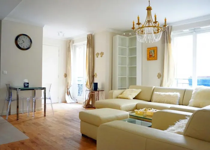 شقة With Parisian Ambience In Elegant 16th Arrondissement *